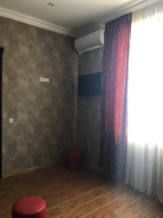 Nani'S Sweet Home Batumi Exterior photo